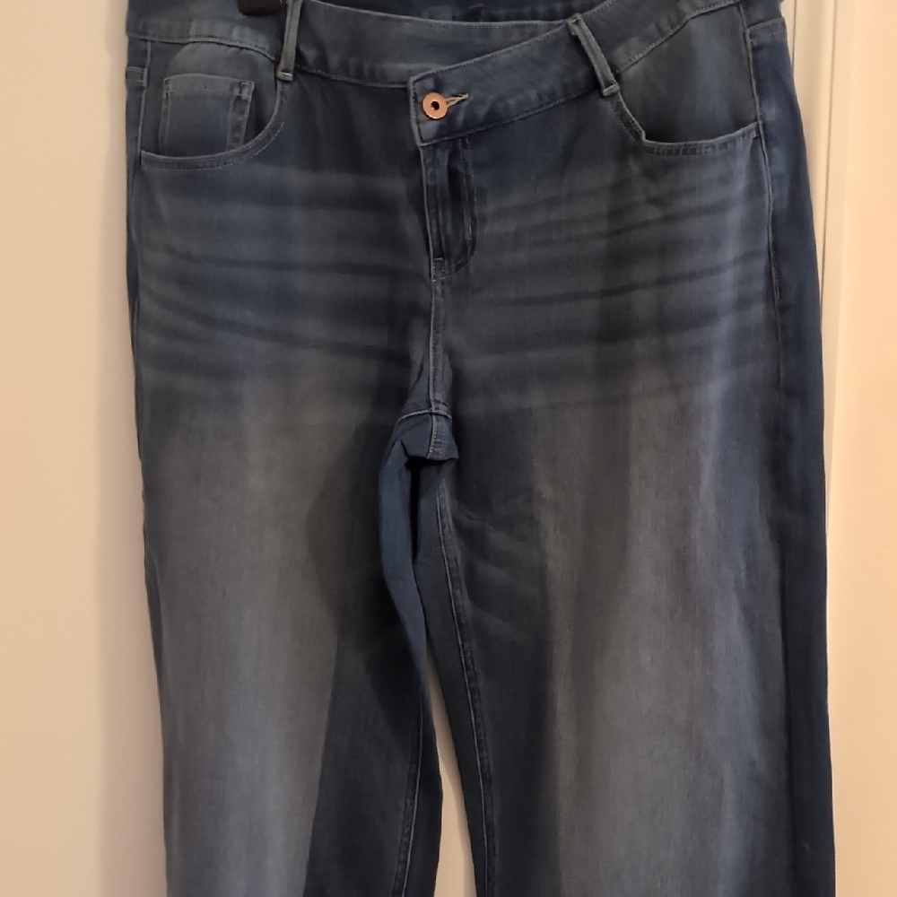 HALARA Flare & Wide Leg Denim Jeans